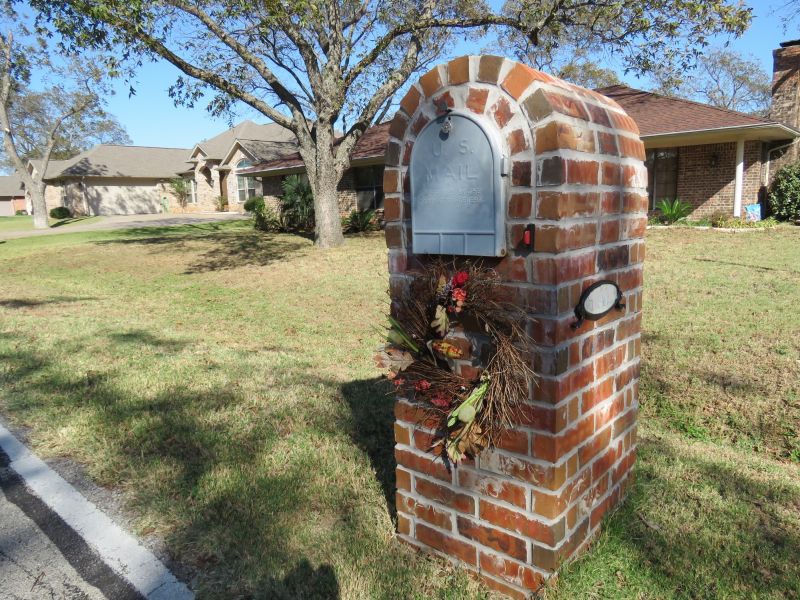 Renovated Brick Mailbox